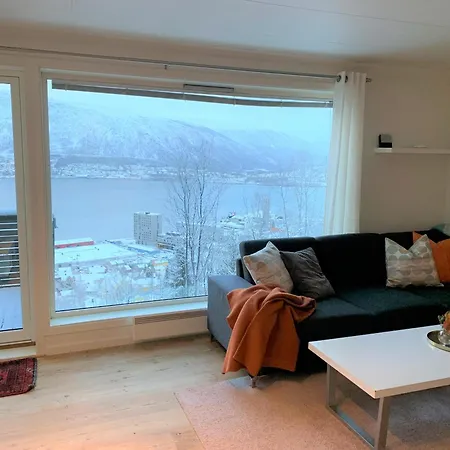 Panoramic With Three Bedrooms *