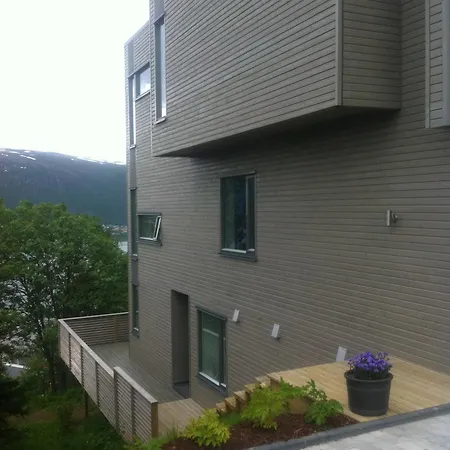 Panoramic With Three Bedrooms